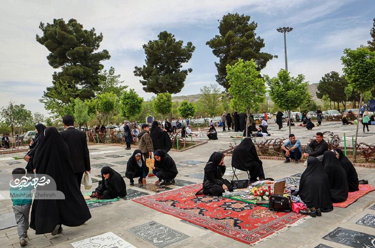 عید علفه؛ جشنی به نام مردهها و به کام زندهها عید علفه؛ جشنی به نام مردهها و به کام زندهها