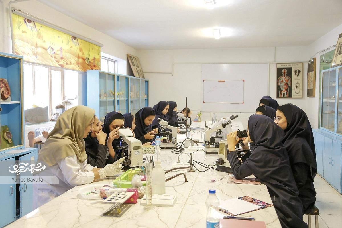 پرورش دانشمندان کوچک در پژوهشسرای ابوعلیسینا پرورش دانشمندان کوچک در پژوهشسرای ابوعلیسینا