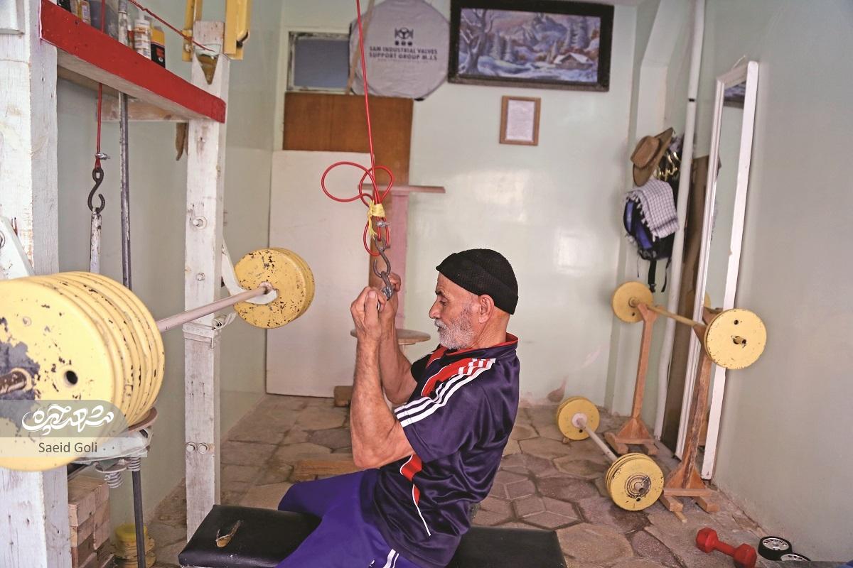 پهلوان سالخورده محله سیدی