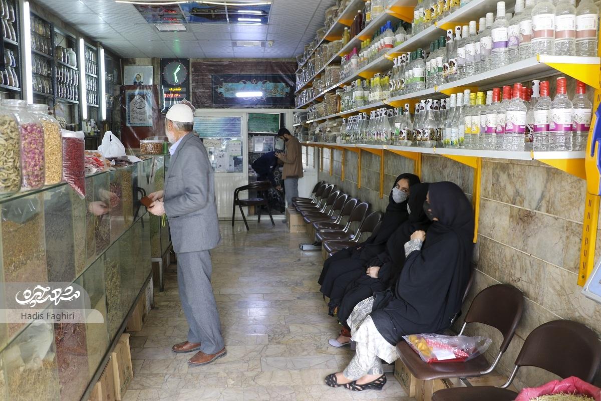 سید عباس طباطبایی ۴۵ ساله عطارباشی شهرک شهید رجایی است سید عباس طباطبایی ۴۵ ساله عطارباشی شهرک شهید رجایی است