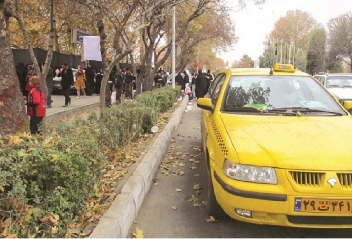 نذری رانندگان تاکسی مشهد برای زائران اربعین