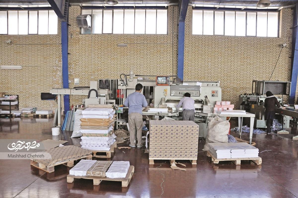 مهدی ذبیحی مدیر بزرگترین چاپخانه قرآن در شرق کشور است مهدی ذبیحی مدیر بزرگترین چاپخانه قرآن در شرق کشور است