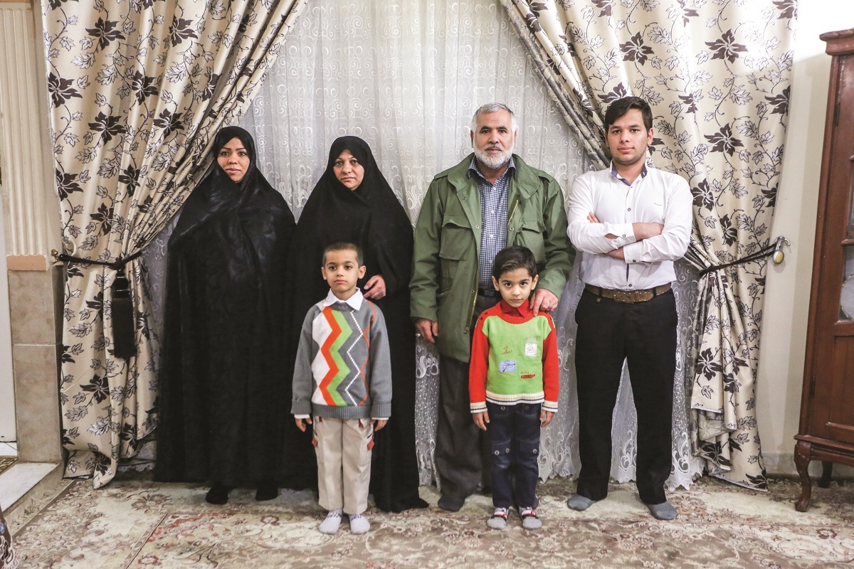 هم سنگر برونــسی هم سنگر برونــسی