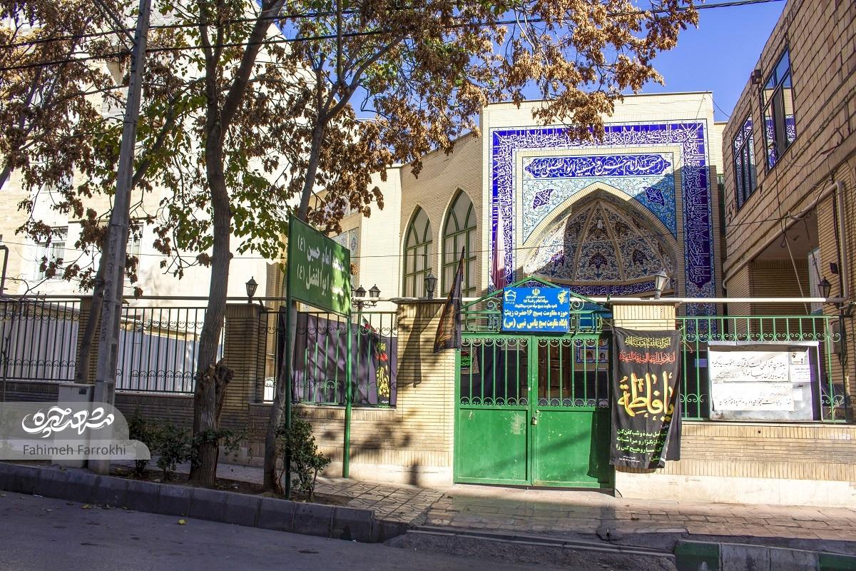 کوچه مدرسهها در شقایقیک کوچه مدرسهها در شقایقیک