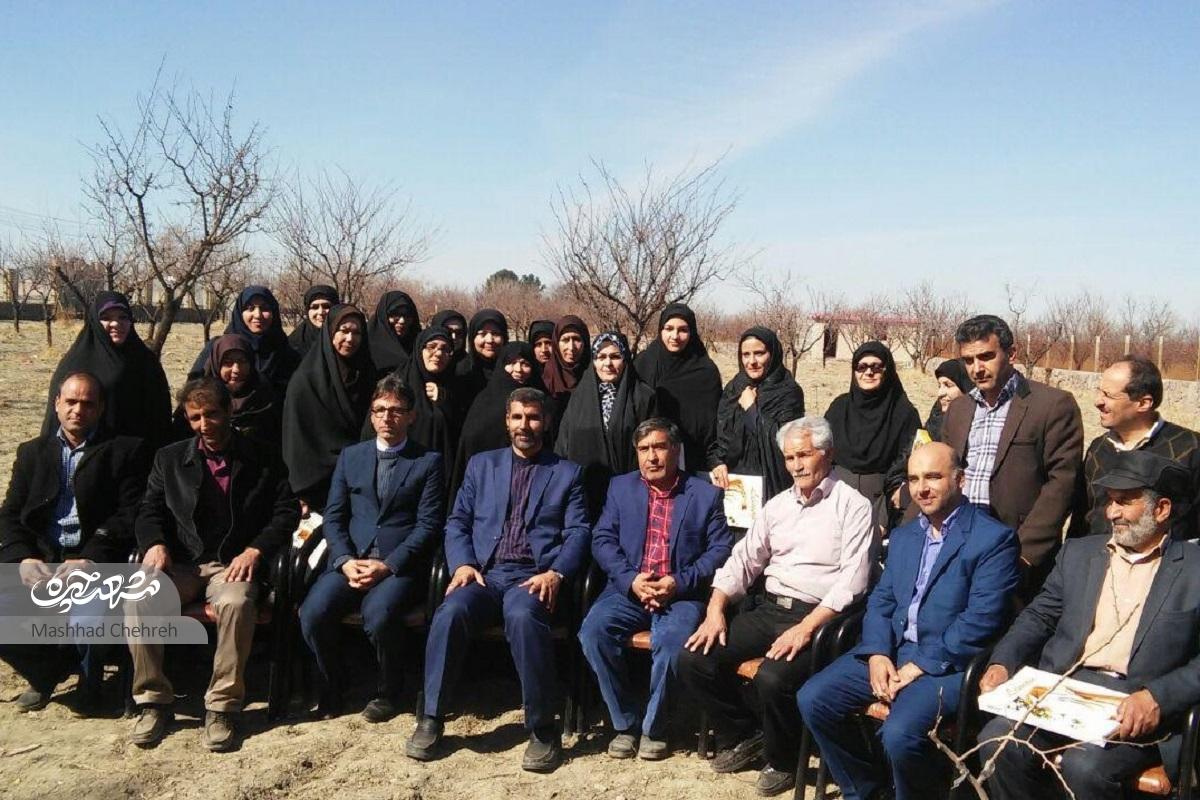 خواهران و برادران شوکتی زمین چهارهزارمتریشان را برای کودکان استثنایی وقف کردند خواهران و برادران شوکتی زمین چهارهزارمتریشان را برای کودکان استثنایی وقف کردند