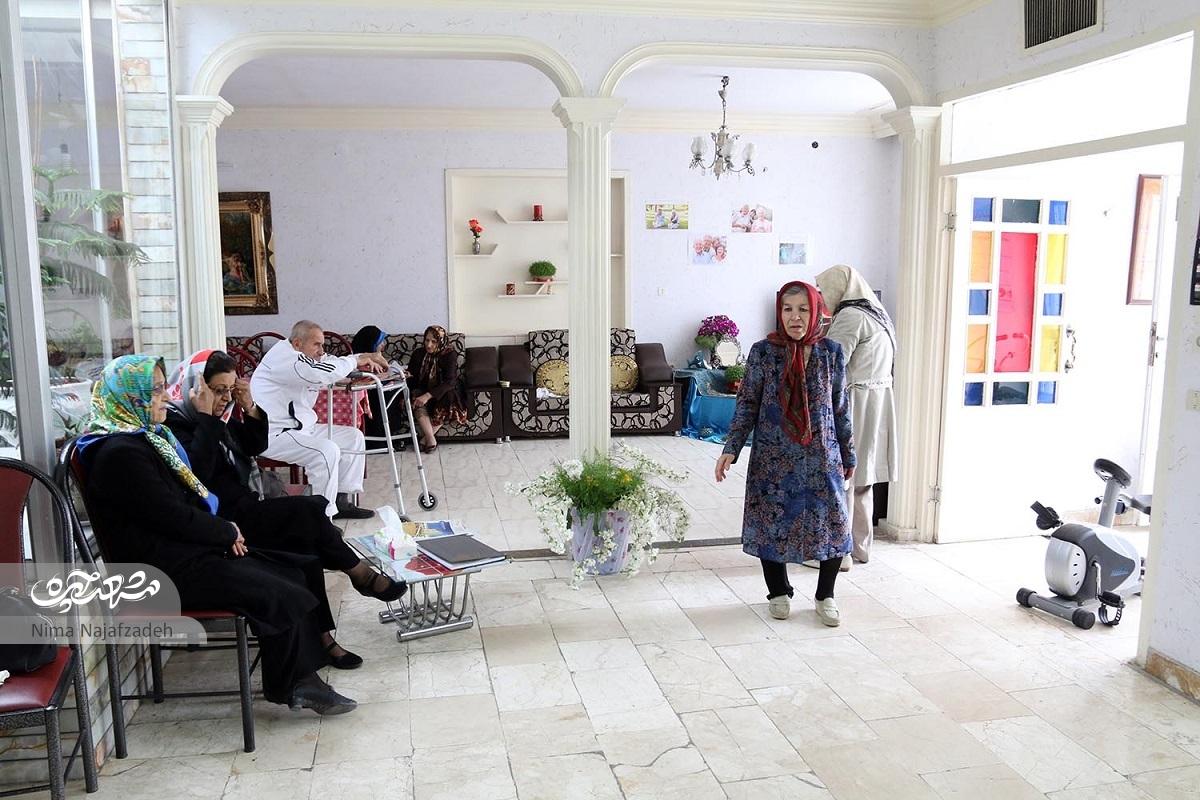 سال تحویل در خانه سالمندان سرای نشاط سال تحویل در خانه سالمندان سرای نشاط