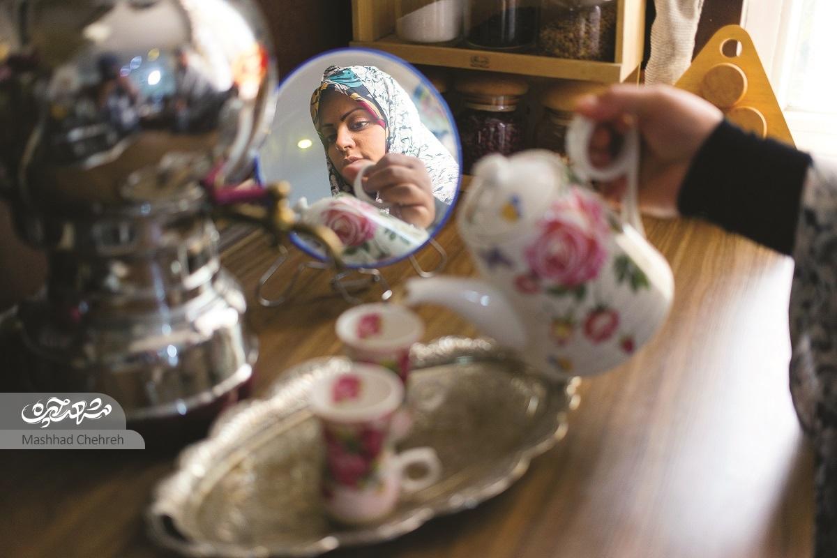 نویسندگی بانوی محله قائم