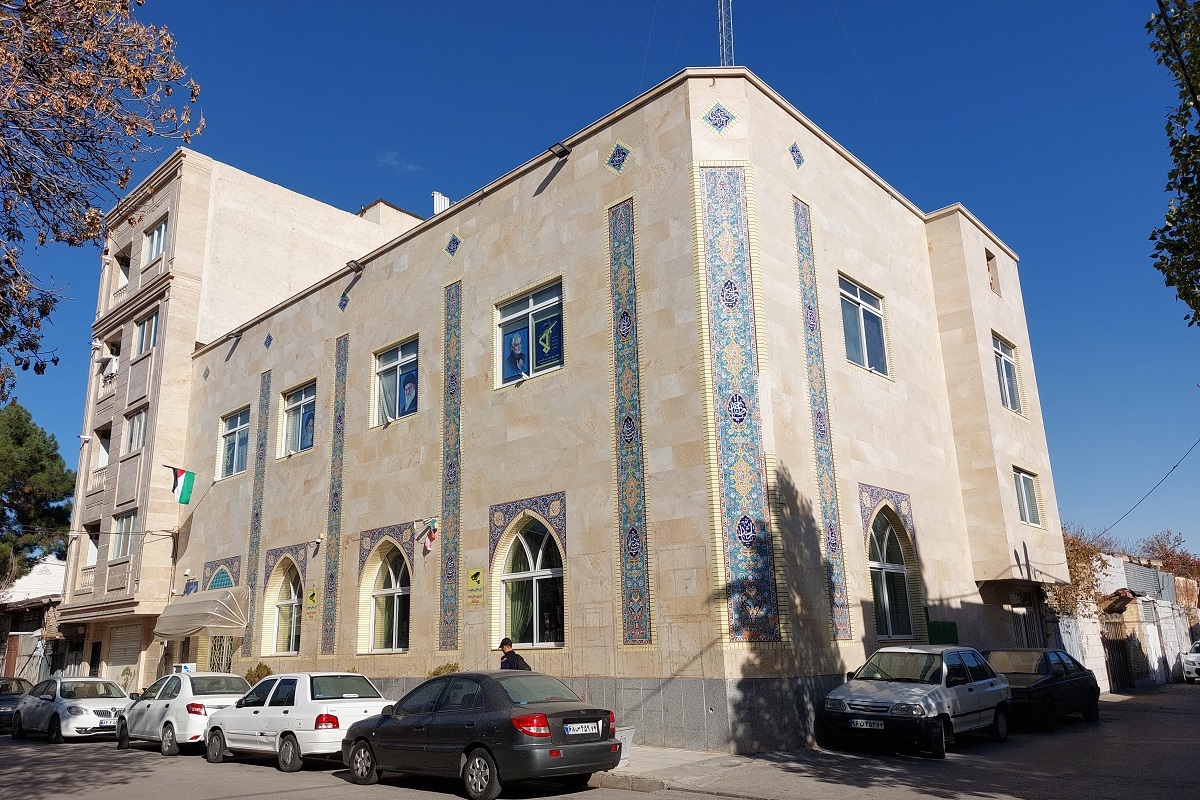 کوچه چهار مدرسه در محله شیرودی