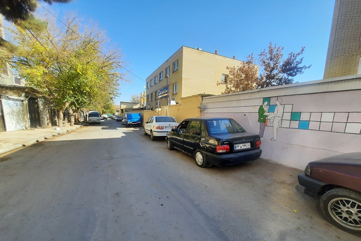 کوچه مدرسهها در بهارستان کوچه مدرسهها در بهارستان