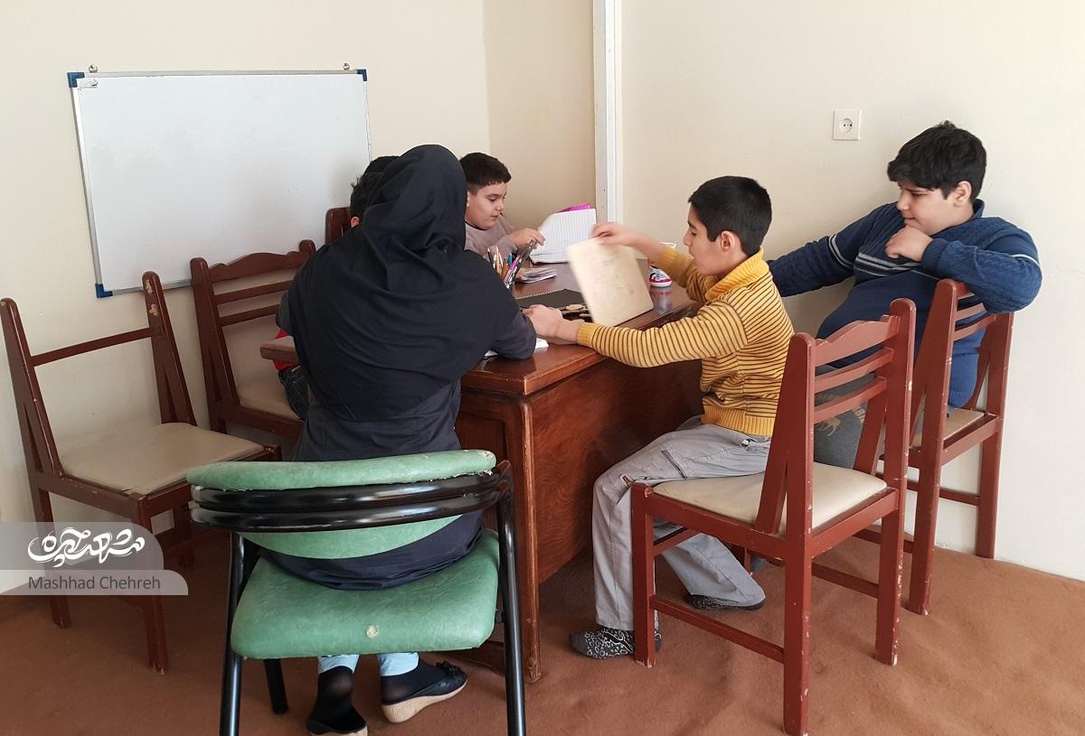 مرکز خیریه «نوید زندگی» از بیماران اوتیسم نگهداری می‌کند