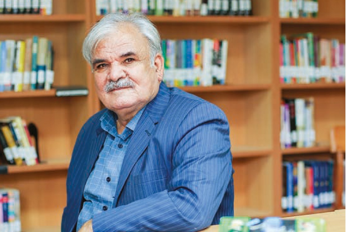 همسایگی با مسجد و مدرسه و زمین ورزشی همسایگی با مسجد و مدرسه و زمین ورزشی