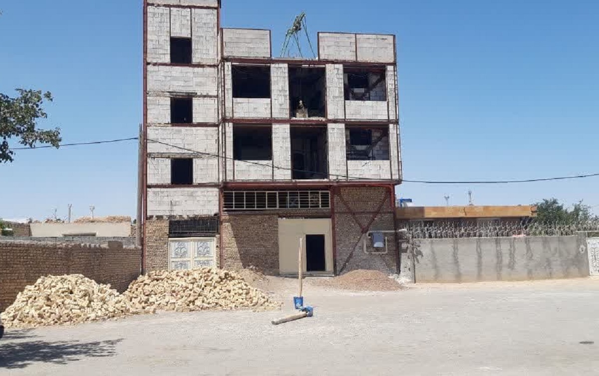 یک خانه و هزار دلخوشی یک خانه و هزار دلخوشی