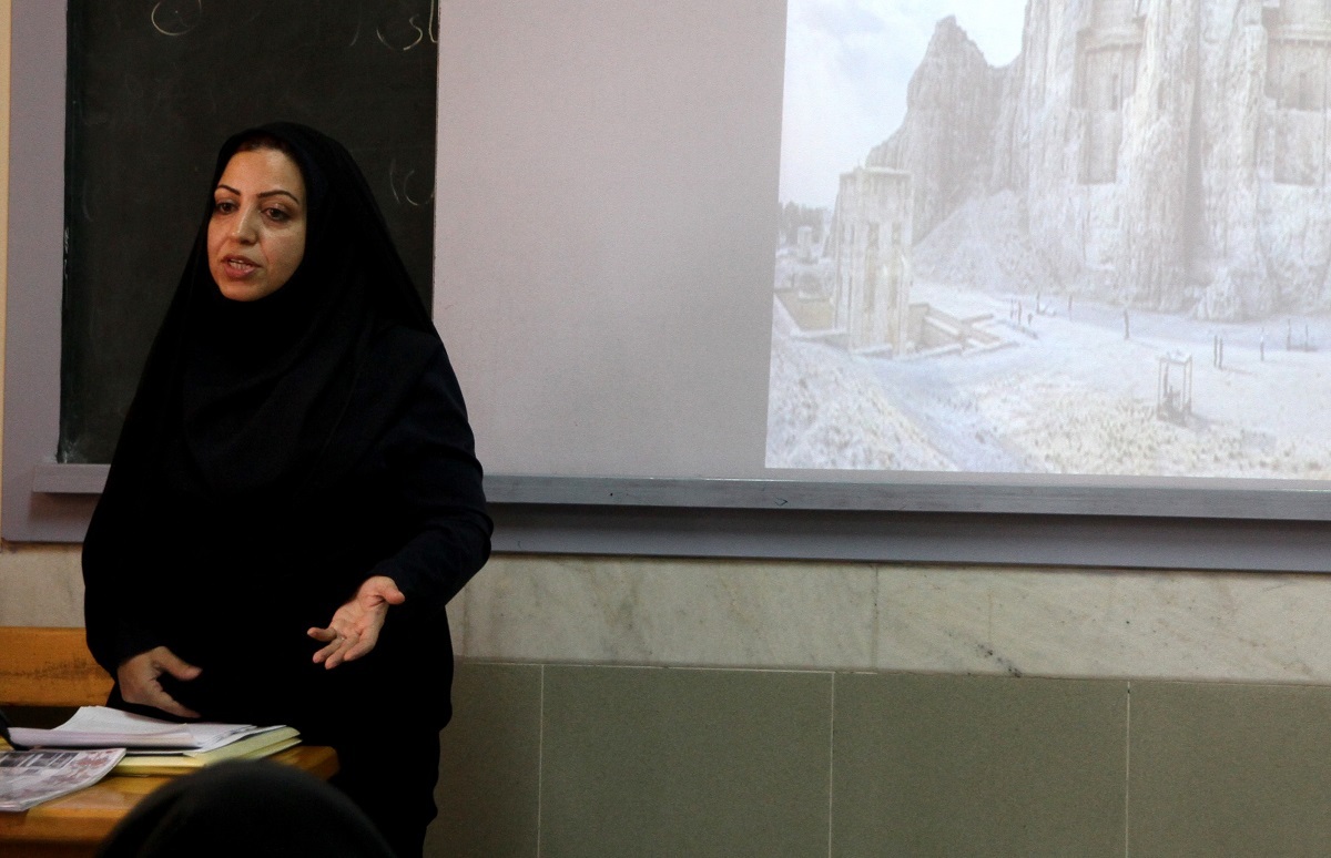 اگر معلم نبودم خبرنگار میشدم اگر معلم نبودم خبرنگار میشدم