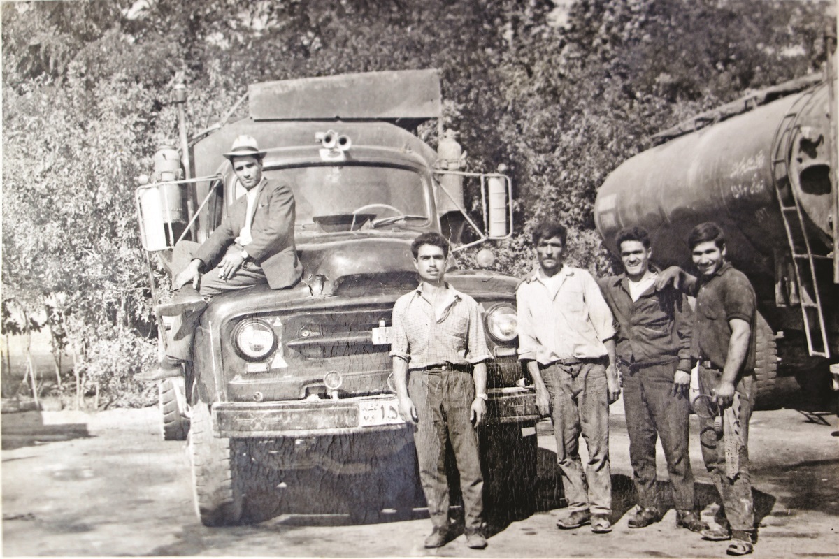 هیچکس حاضر نبود از آن گردنه بگذرد هیچکس حاضر نبود از آن گردنه بگذرد