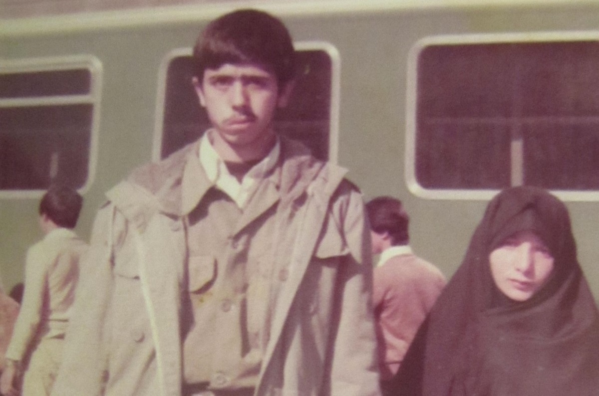 همسر شهید دبوری از ۴ سال زندگی مشترک و یک عمر خاطراتش میگوید همسر شهید دبوری از ۴ سال زندگی مشترک و یک عمر خاطراتش میگوید