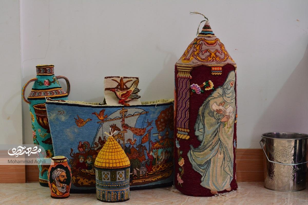 قالیچه «ایران» از آثار به یادماندنی استاد علی ذریهحبیبتبریزی است قالیچه «ایران» از آثار به یادماندنی استاد علی ذریهحبیبتبریزی است