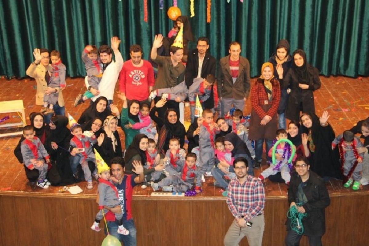 کانون دانشجویی «حس هفتم» با بیسوادی مبارزه می‌کند