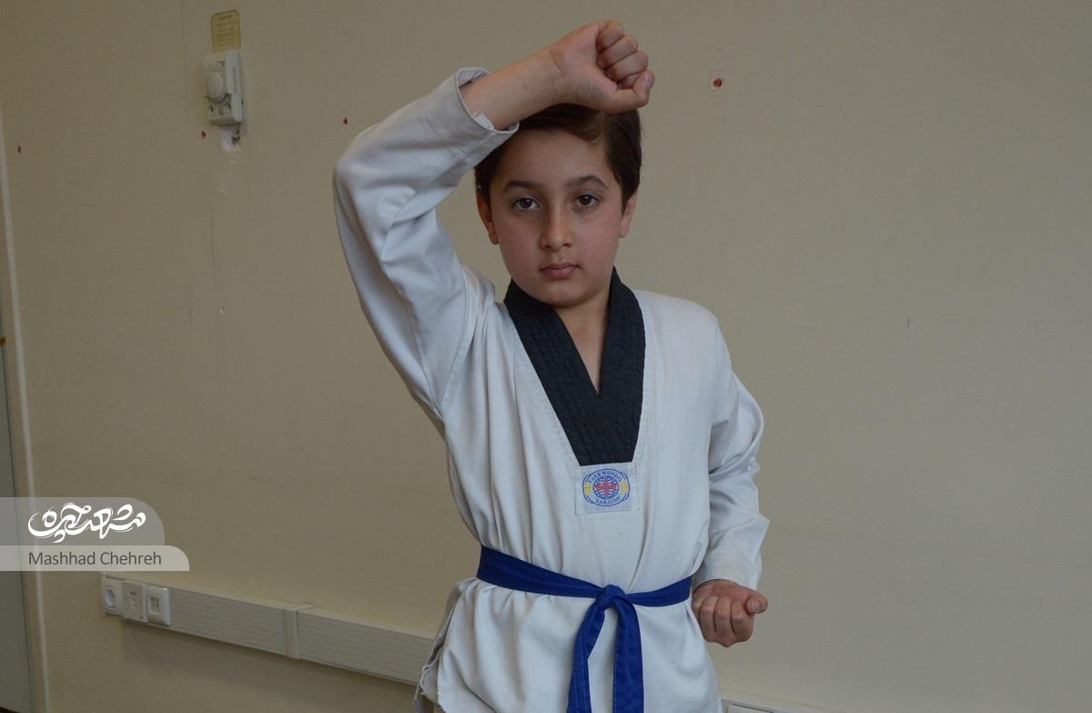 سیدمحمد غفاریان قهرمان تکواندوی باشگاه‌های مشهد است