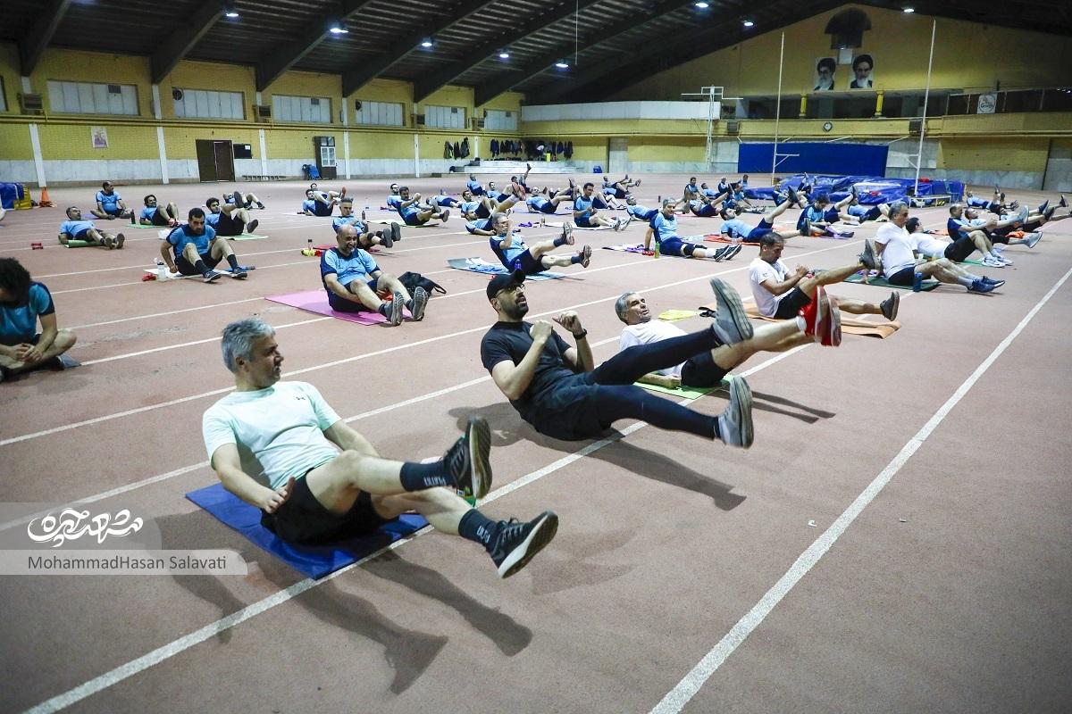 محمدعلی معدلی سال‌هاست گروه ورزشی آمادگی‌جسمانی را اداره می‌کند
