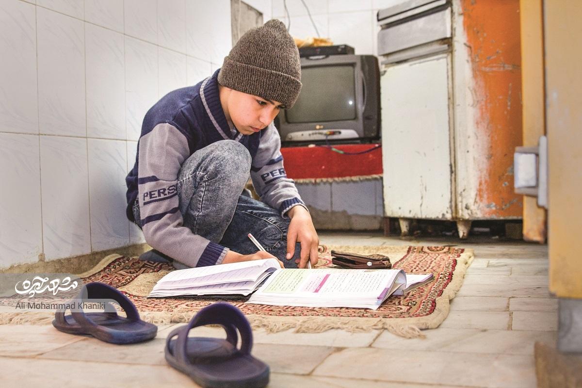 سجاد چهارده ساله امید خانواده اش است سجاد چهارده ساله امید خانواده اش است