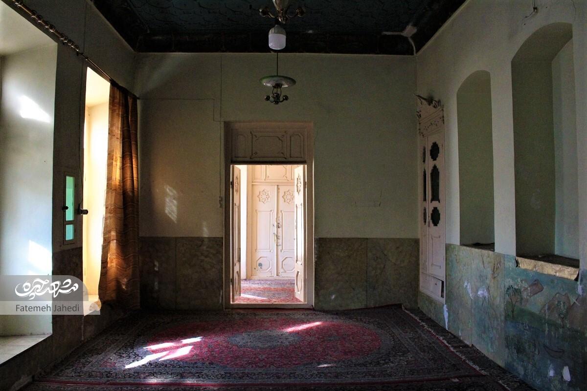 خانه تاریخی بلخاسب را کوچکترین پسر حاج علیاکبر بلخاسب پابرجا نگه داشته است خانه تاریخی بلخاسب را کوچکترین پسر حاج علیاکبر بلخاسب پابرجا نگه داشته است