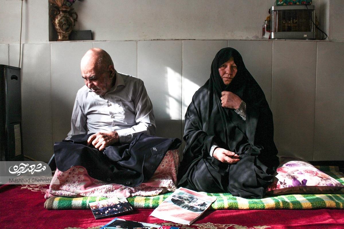 حاجعلیاکبر نوروزی باغبان قدیمی گلخانه بهشت رضوان است حاجعلیاکبر نوروزی باغبان قدیمی گلخانه بهشت رضوان است