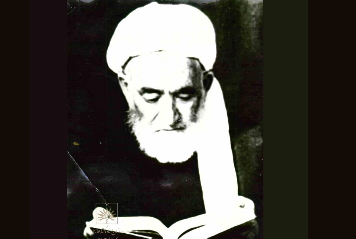 آیت‌الله خالصی عالم بزرگ و شجاع در حرم‌رضوی دفن است