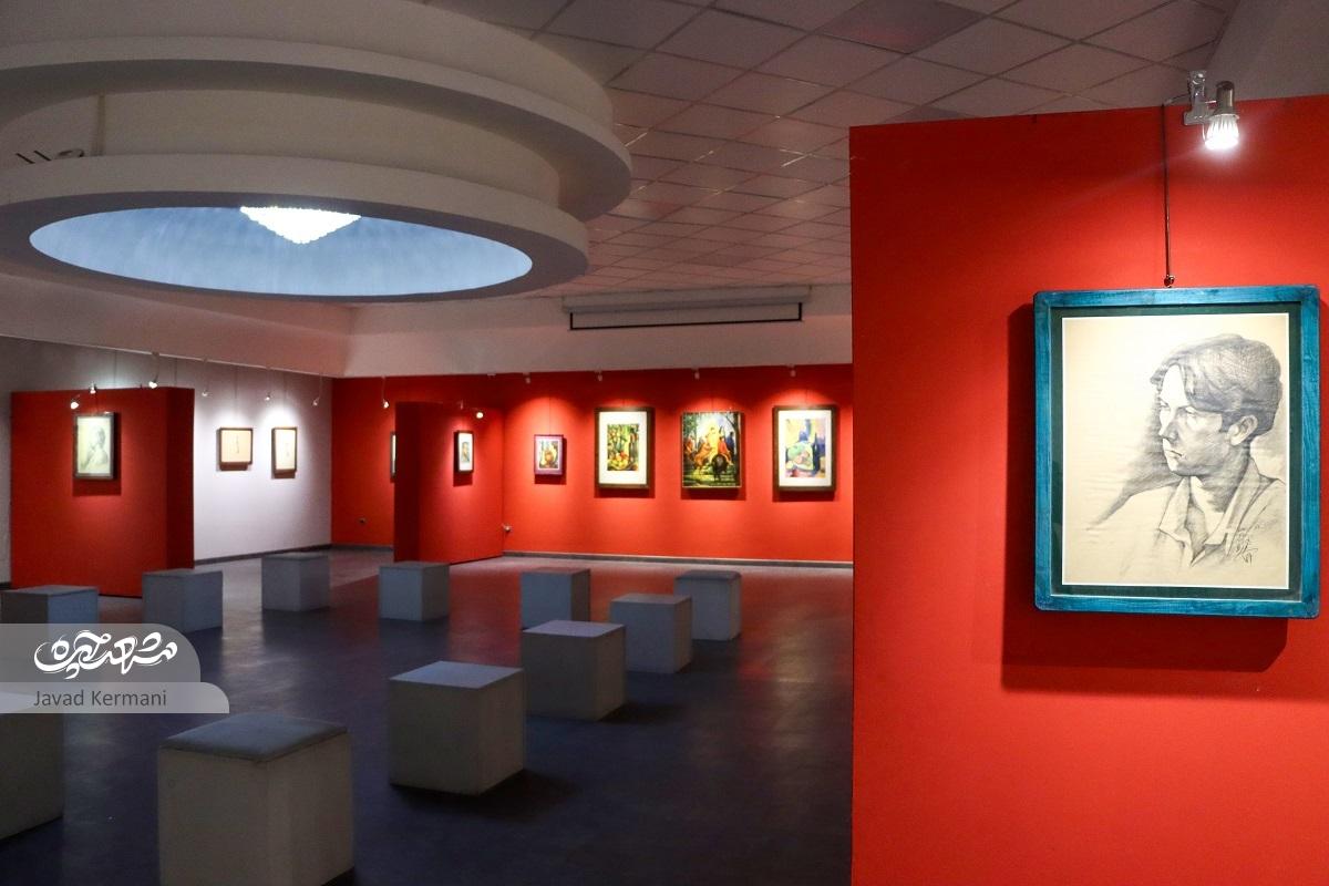 نمایشگاه نقاشی استاد احمد تولایی در «هفتادو هشت سالگی» نمایشگاه نقاشی استاد احمد تولایی در «هفتادو هشت سالگی»