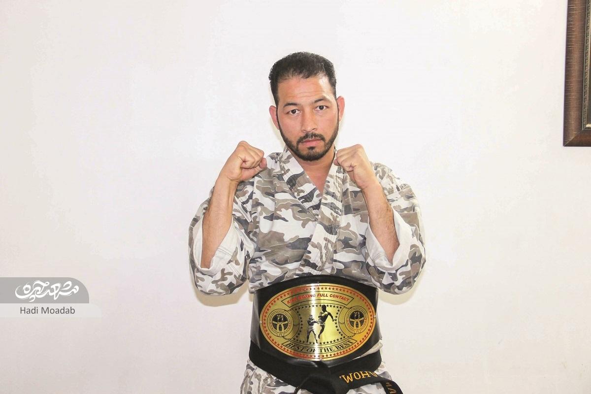 زوج کاراتهکار ساکن بولوار امت مشهد/// این گزارش کامل فقط چون در متن زدها مت و نزده امت چند و من چیزی که بشه پیداکنم محله رو پیدانکردم//// زوج کاراتهکار ساکن بولوار امت مشهد/// این گزارش کامل فقط چون در متن زدها مت و نزده امت چند و من چیزی که بشه پیداکنم محله رو پیدانکردم////