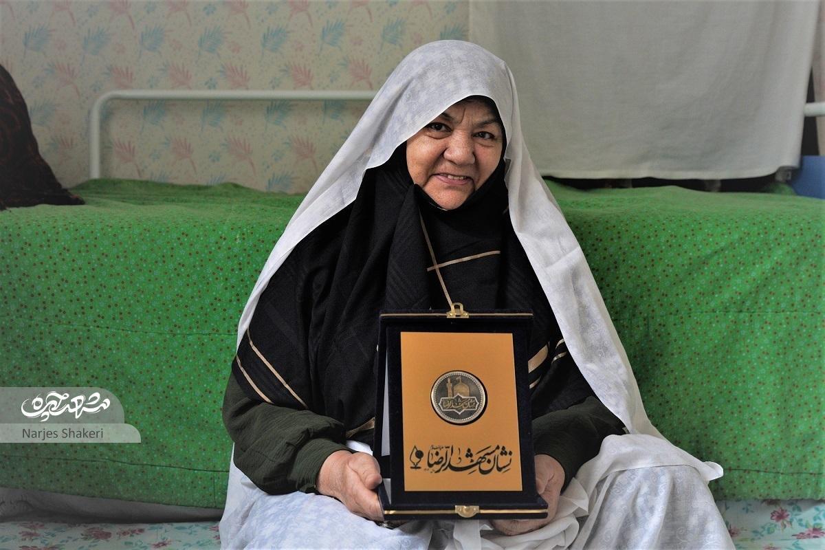 مرضیه ناصری؛ محبوبِ اهالی گلشهر است مرضیه ناصری؛ محبوبِ اهالی گلشهر است