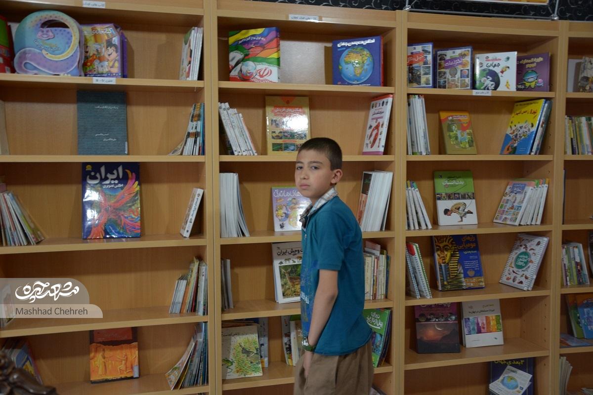 کتابخانه محلی «امیرحسین فردی» با پیگیریهای ۱۵ جوان فعال فرهنگی افتتاح شد کتابخانه محلی «امیرحسین فردی» با پیگیریهای ۱۵ جوان فعال فرهنگی افتتاح شد