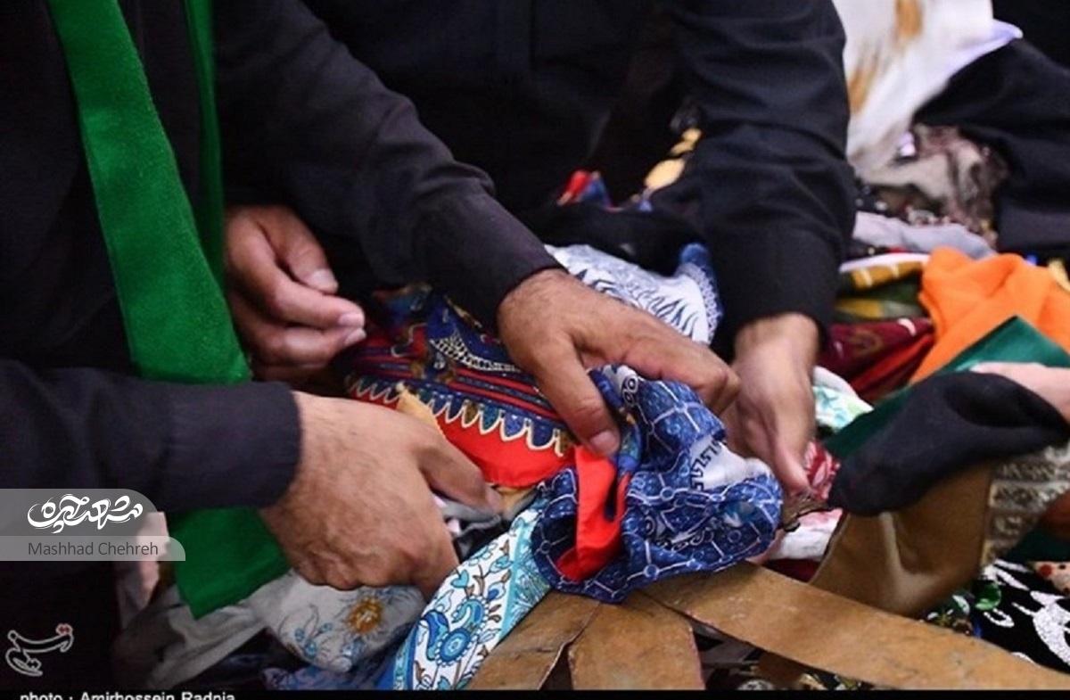 «علمبندان» از آیینهای عزاداری زنانه محله طبرسیشمالی در ماه محرم است «علمبندان» از آیینهای عزاداری زنانه محله طبرسیشمالی در ماه محرم است