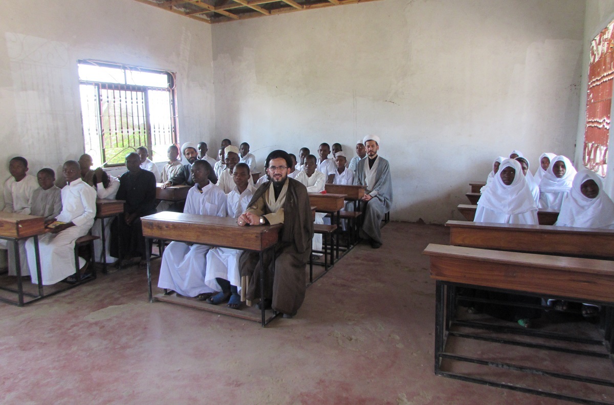 از «زهک» سیستان تا «قم سیتی» تانزانیا ! از «زهک» سیستان تا «قم سیتی» تانزانیا !