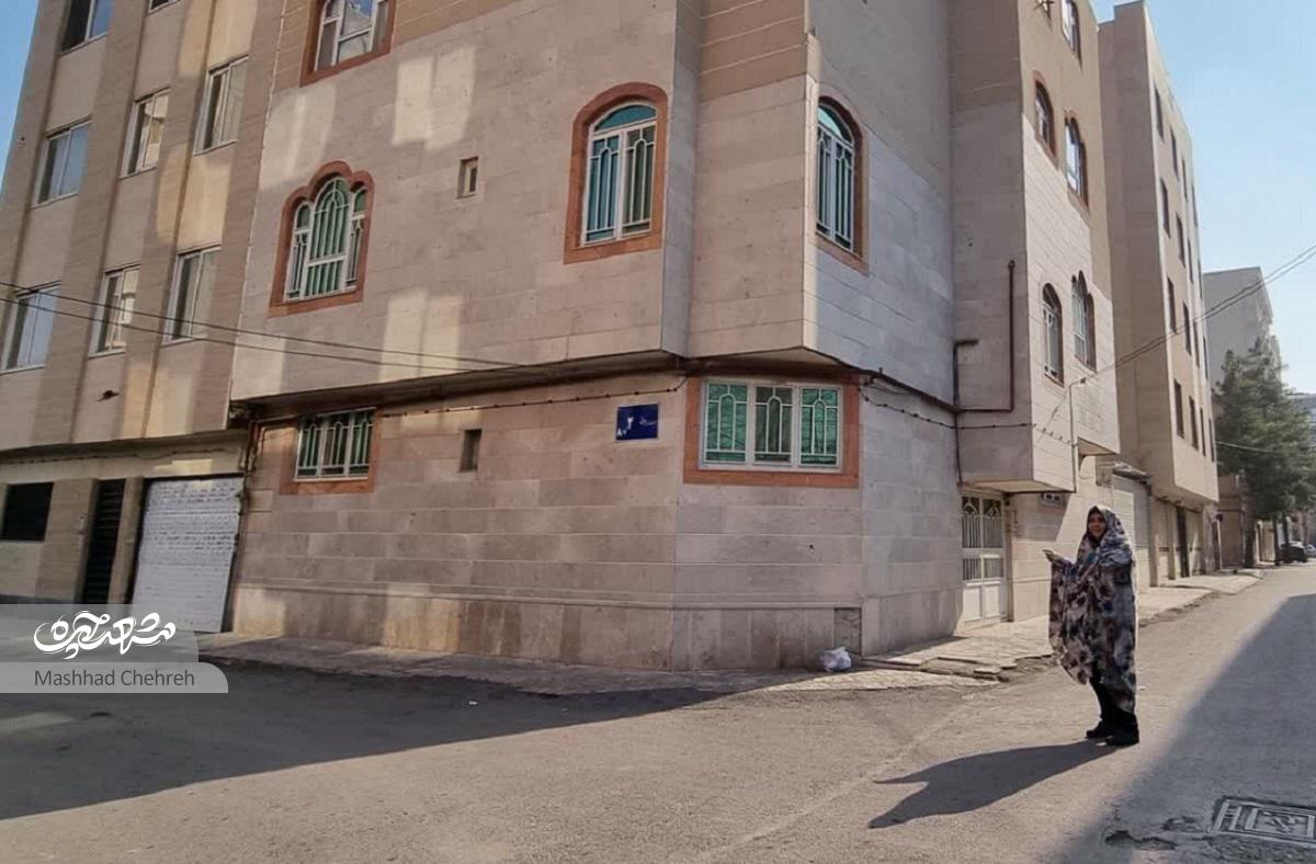 مهینخانم، از نخستین ساکنان شهرک کوکاکولا، از خاطرات قدیم محله تربیت میگویددورهمی همسایهها گرد قناتها مهینخانم، از نخستین ساکنان شهرک کوکاکولا، از خاطرات قدیم محله تربیت میگویددورهمی همسایهها گرد قناتها