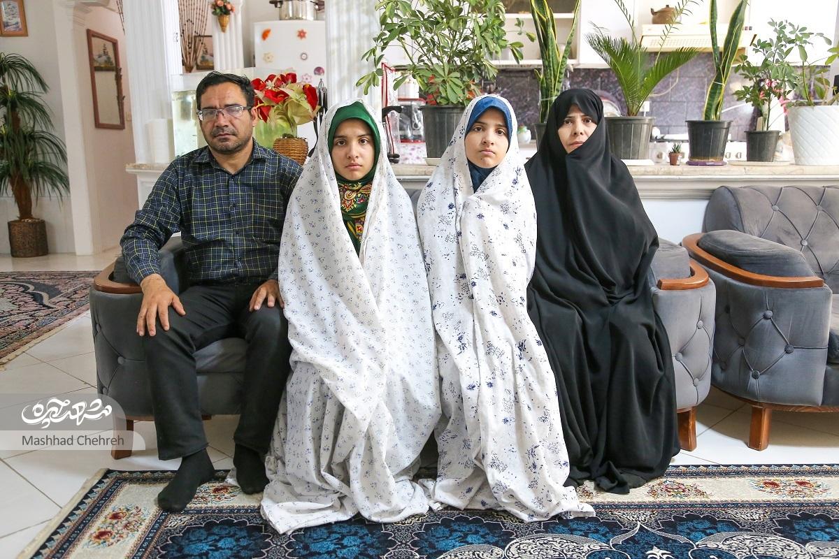 نازنین و یاسمین توزندهجانی دوقلوهای قرآنی نازنین و یاسمین توزندهجانی دوقلوهای قرآنی