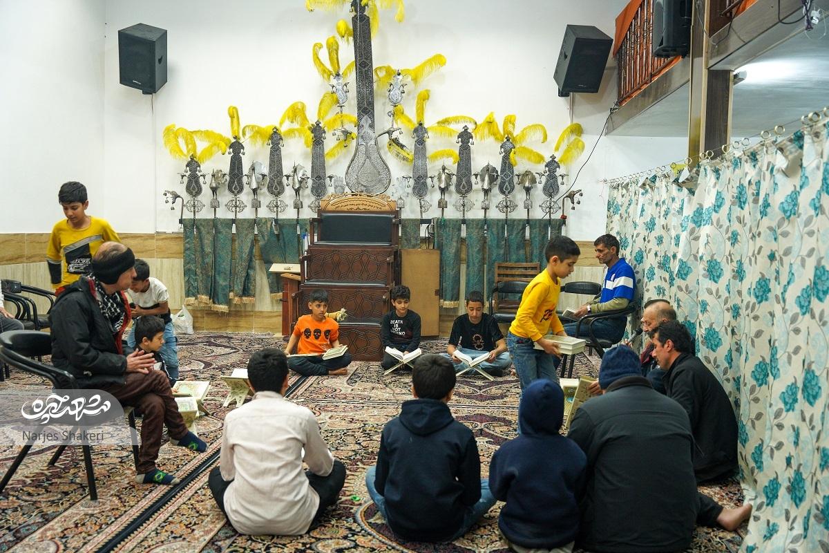 سفره افطاری مسجد امامحسن مجتبی (ع) ۴۰ ساله شد سفره افطاری مسجد امامحسن مجتبی (ع) ۴۰ ساله شد