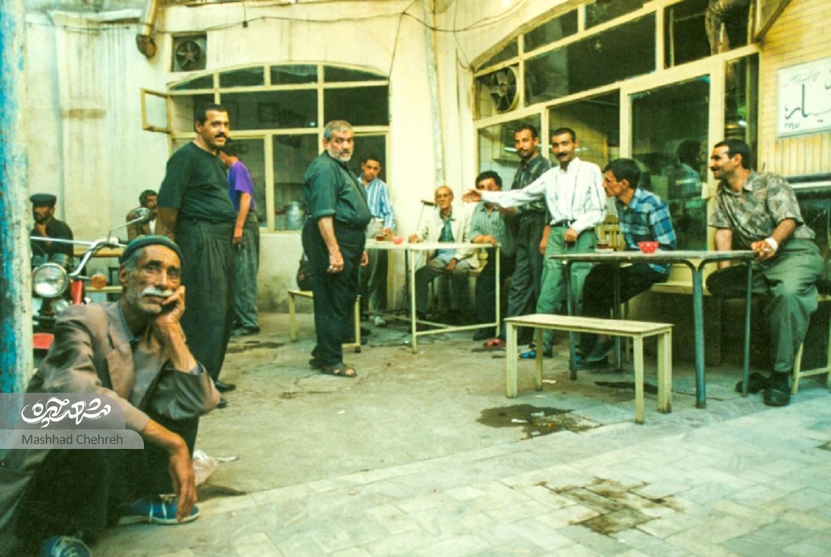 قهوهخانه آذربایجان پاتوق انگشتر فروشها است قهوهخانه آذربایجان پاتوق انگشتر فروشها است