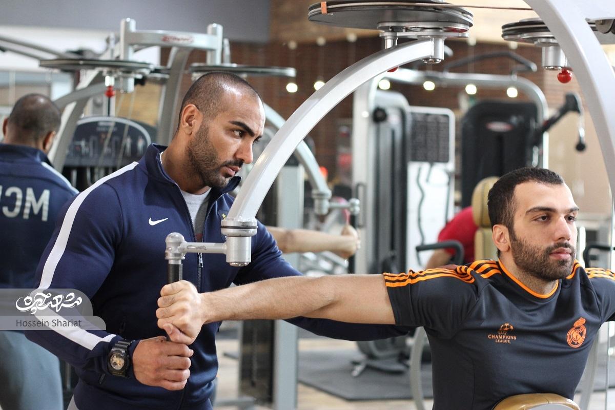 سیدمحمود مشکات قهرمان مسابقات پرورش اندام کشور است