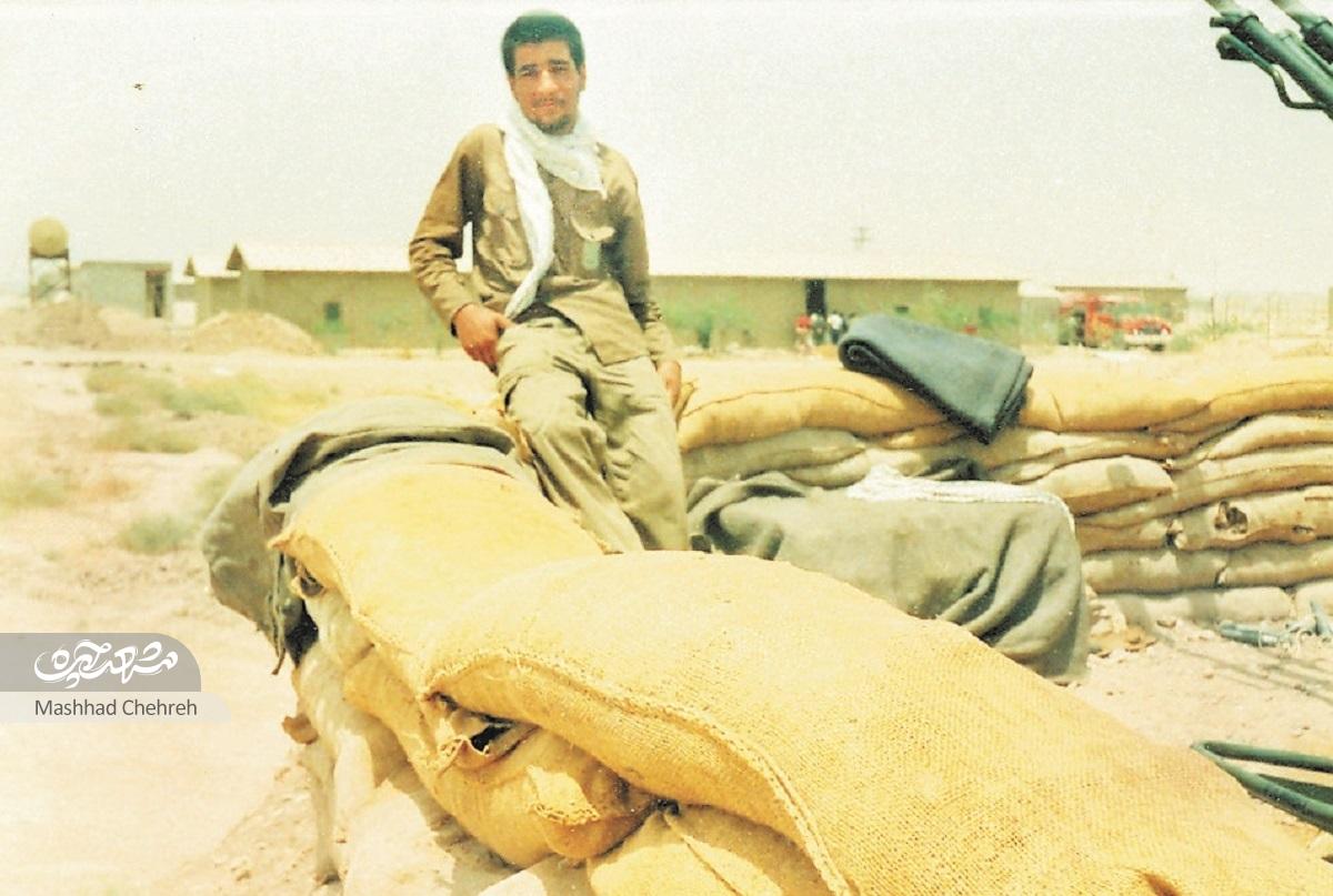 خدیجه خانم عصای دست حسن است.