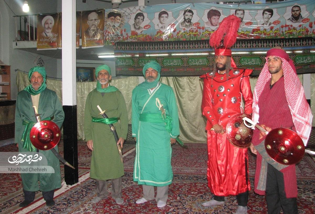 حمیدرضا غفاری شمر گروه تعزیه‌خوانی روستای گوارشک است