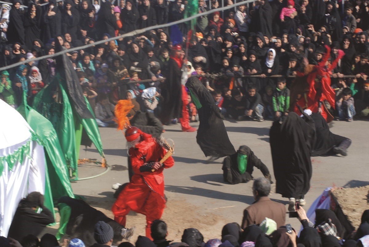 همراه با مکتب‌الحسین(ع) در محله نوده‌