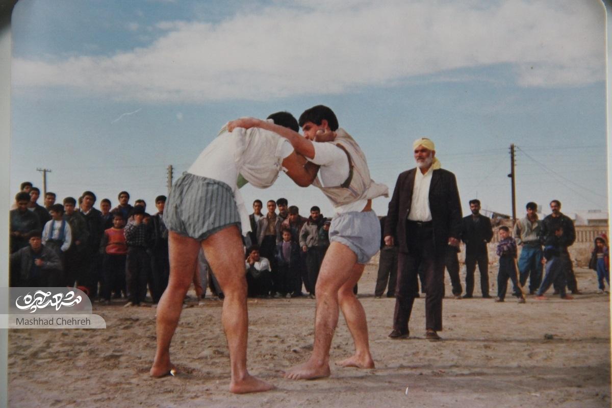 حاج علیاصغر و هاشم آقا، پدر و پسری که از قدیمهای کشتی باچوخه در توس هستند حاج علیاصغر و هاشم آقا، پدر و پسری که از قدیمهای کشتی باچوخه در توس هستند