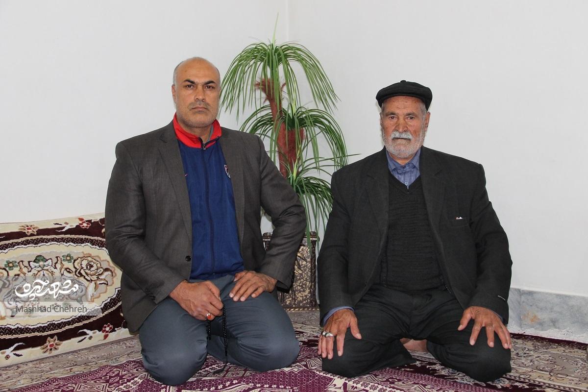 حاج علیاصغر و هاشم آقا، پدر و پسری که از قدیمهای کشتی باچوخه در توس هستند حاج علیاصغر و هاشم آقا، پدر و پسری که از قدیمهای کشتی باچوخه در توس هستند