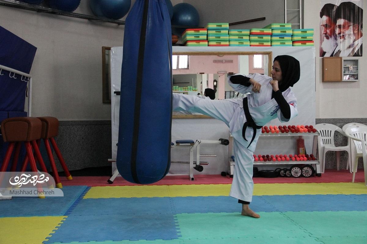 خواهر و برادر کاراته کار، با عشق و علاقه خود، دیگران را هم جذب کاراته کردند