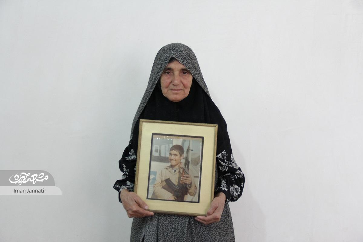 محمدکاظم دهقانی شهید ۱۶ ساله روستای چهاربرج دو بار تشییع جنازه شد محمدکاظم دهقانی شهید ۱۶ ساله روستای چهاربرج دو بار تشییع جنازه شد