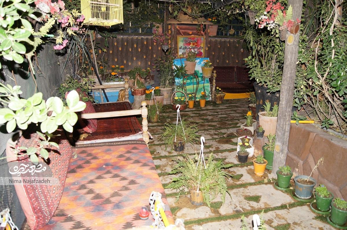 سیدرسول سادات تهرانی به عشق آمدن امام زمان(عج) کوچه محل زندگیاش را آذین میببندد سیدرسول سادات تهرانی به عشق آمدن امام زمان(عج) کوچه محل زندگیاش را آذین میببندد