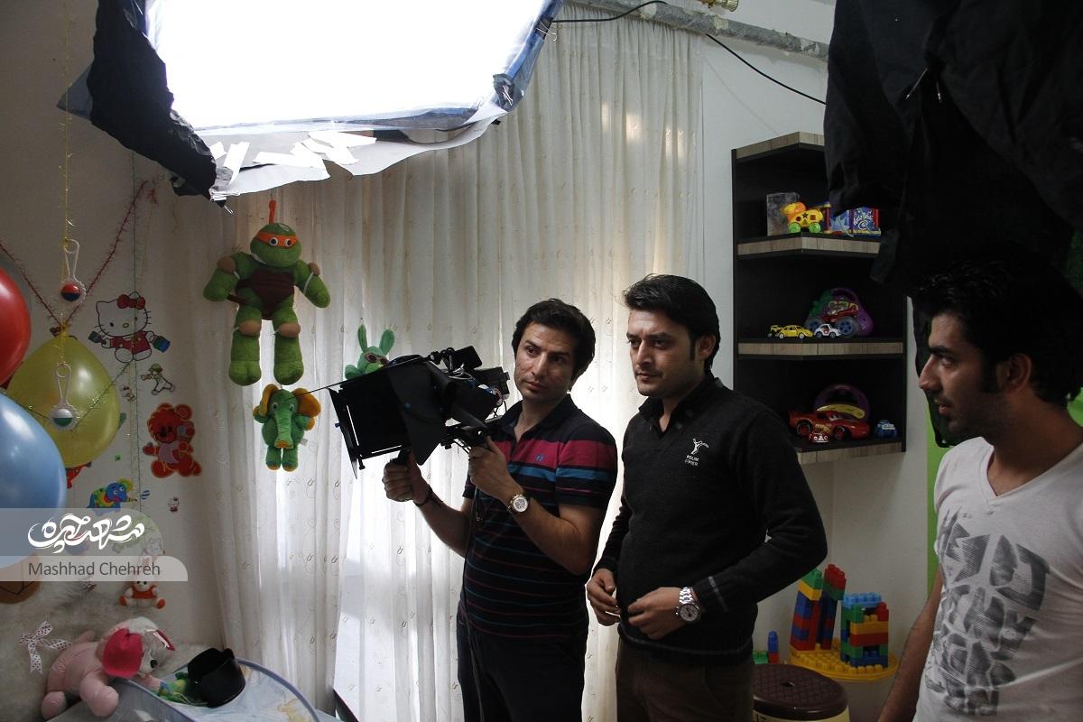 ابراهیم اللهیاری از دوران دبیرستان ساخت فیلم کوتاه را آغاز کرده است