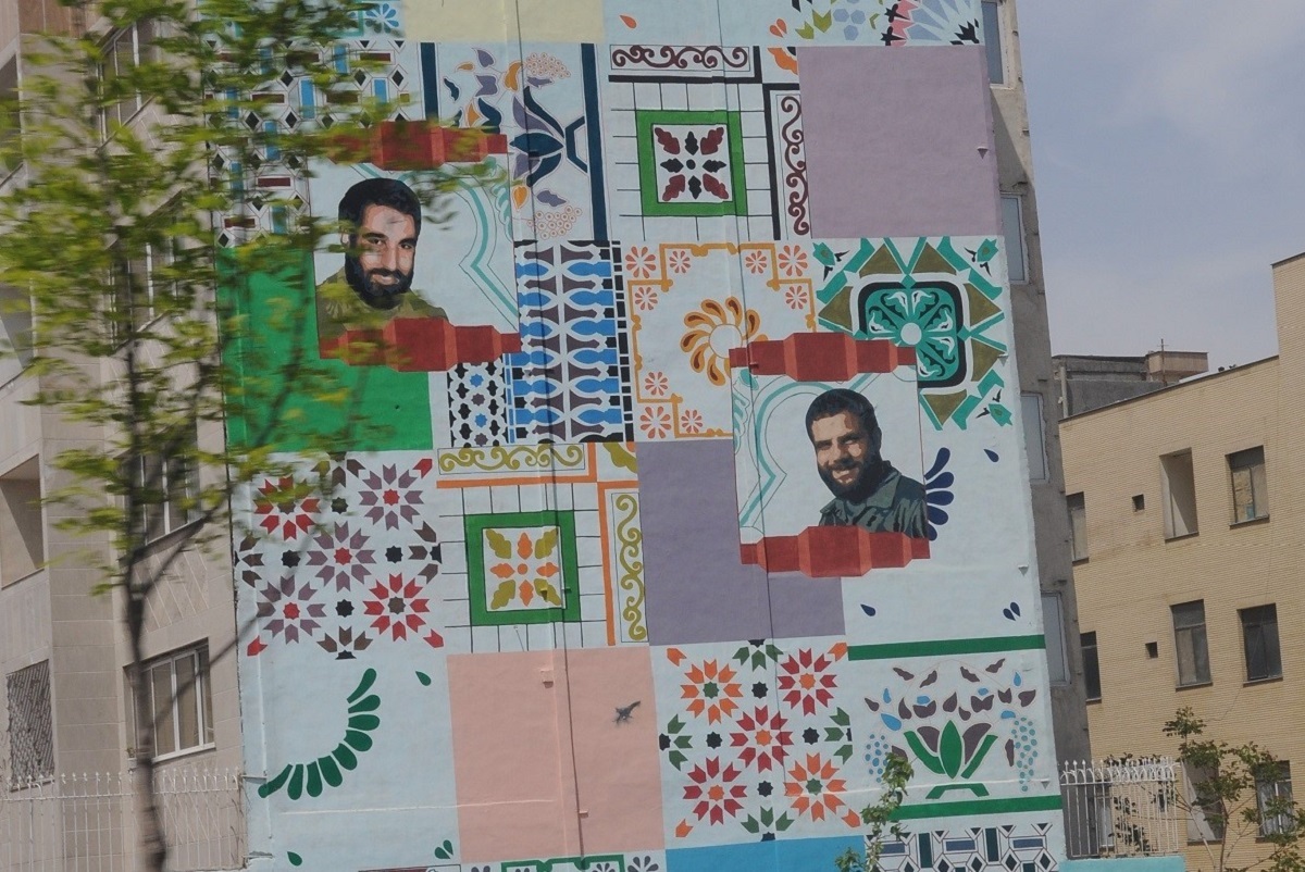 احمد، مصطفی و محمود خسروی سه برادر بودند که با هم در جنگ حضور داشتند احمد، مصطفی و محمود خسروی سه برادر بودند که با هم در جنگ حضور داشتند