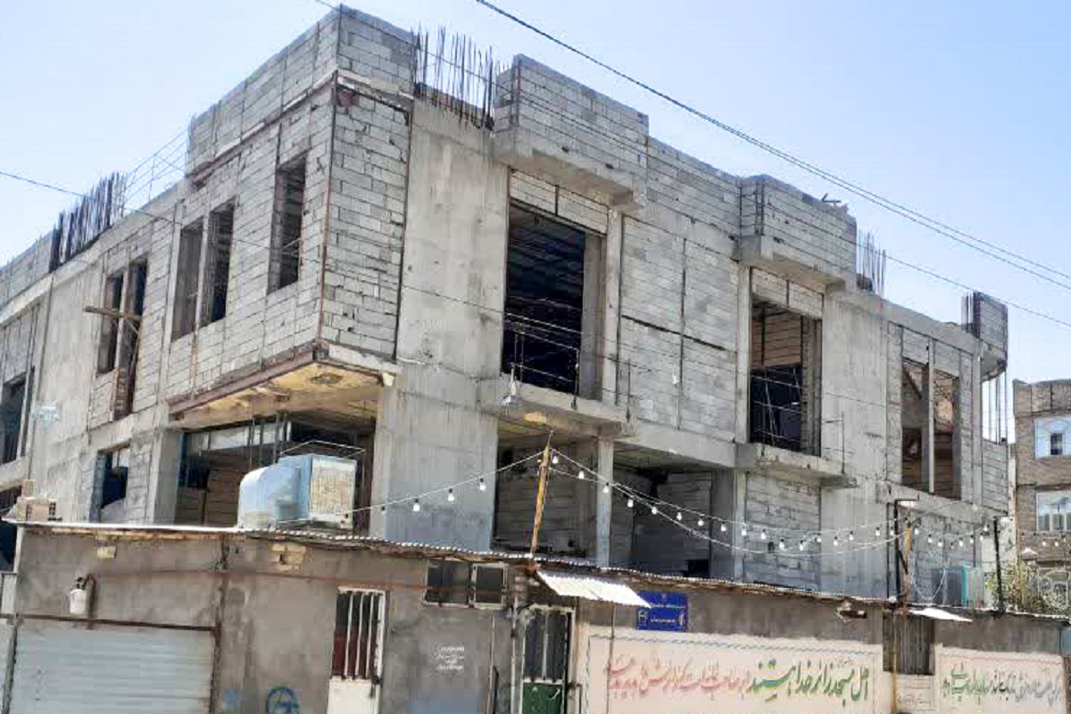 جای خالی سوپری و نانوایی در دلاوران ۱۳ جای خالی سوپری و نانوایی در دلاوران ۱۳