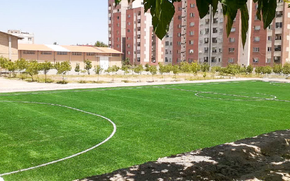 جای خالی سوپری و نانوایی در دلاوران ۱۳ جای خالی سوپری و نانوایی در دلاوران ۱۳